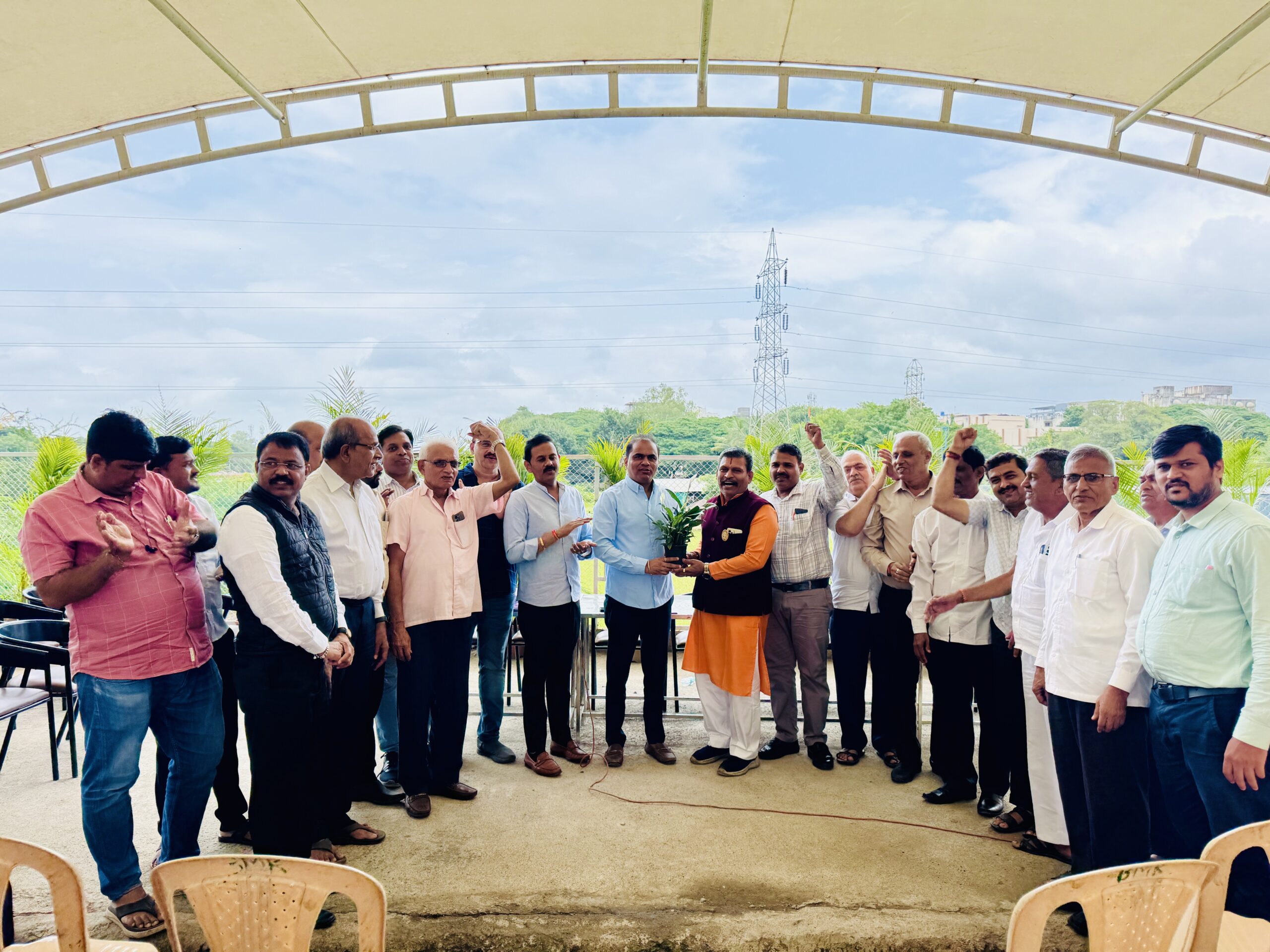 औंध व्यापारी असोसिएशन अध्यक्षपदी नाना गोपीनाथ वाळके यांची बिनविरोध निवड