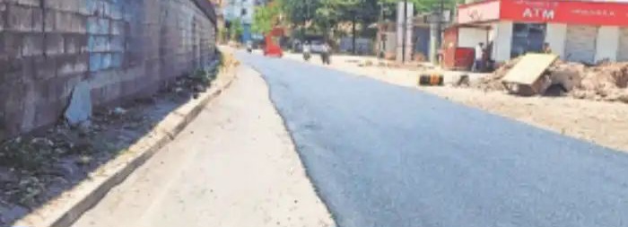 मुख्यमंत्र्यांच्या एका दौऱ्याची कमाल; ३ वर्षांपासून रखडलेले रस्ते एका रात्रीत ‘चकाचक’