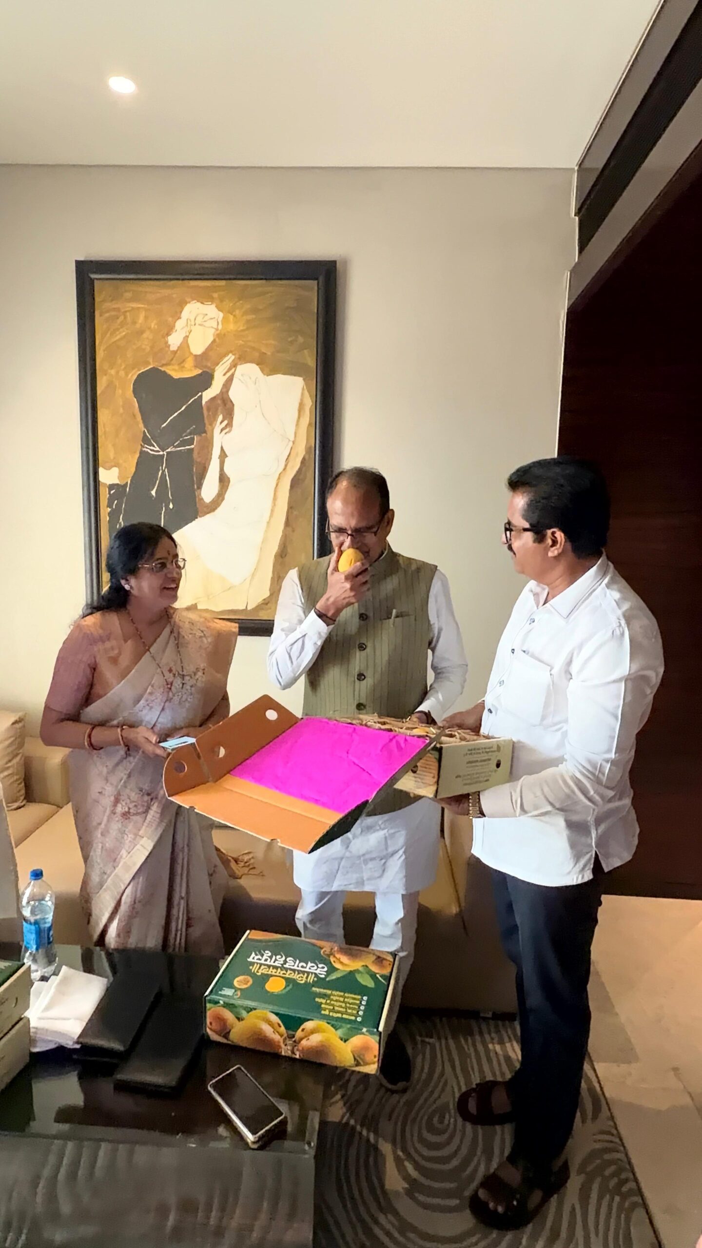आंबा गुणवत्तेसाठी स्कॅनिंग मशीनवर अनुदान द्या; राहुल शेवाळे यांची केंद्रीय कृषिमंत्र्याकडे मागणी