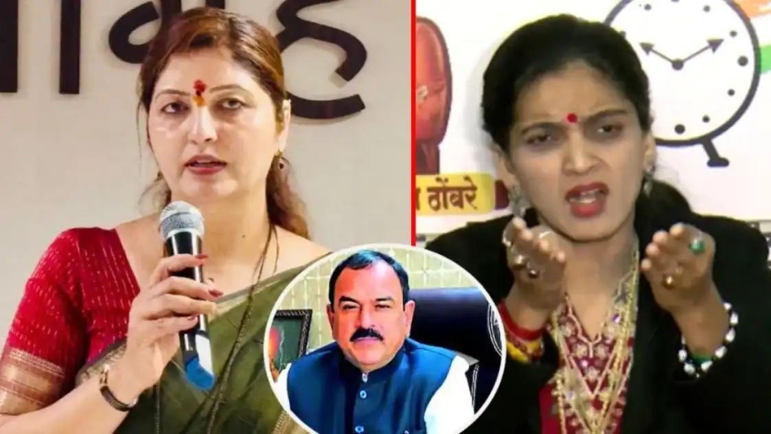 रुपाली चाकणकरांच्या वक्तव्यावर ठोंबरेंचा संताप; ‘लिपस्टिक लावली म्हणजे